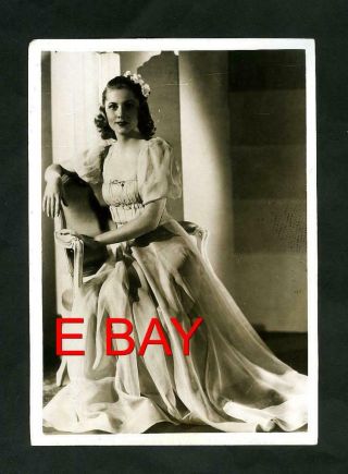 Vintage Joan Fontaine 1930 