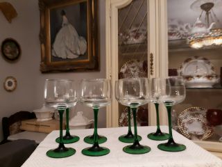 Set Of 8 Emerald Green Stem Goblets 8oz Wine Glasses Made In France 7 " Tall