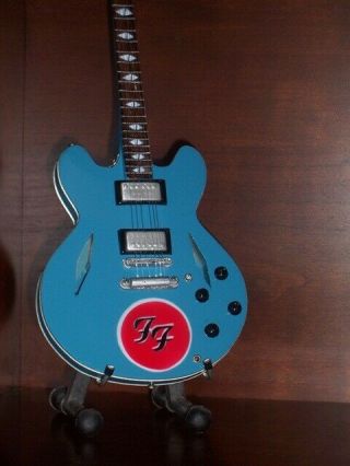 Mini Blue Guitar Foo Fighters Dave Grohl Gift Memorabilia Stand