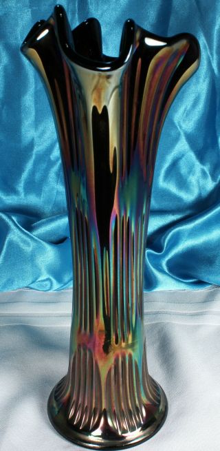 Fenton Diamond & Rib Vase Amethyst Carnival Swung Glass 10.  5 " 1970s