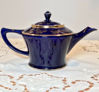 Vintage Hall Teapot Cobalt Blue W/ Gold Trim & Gold Butterflies 5 Cup 1048