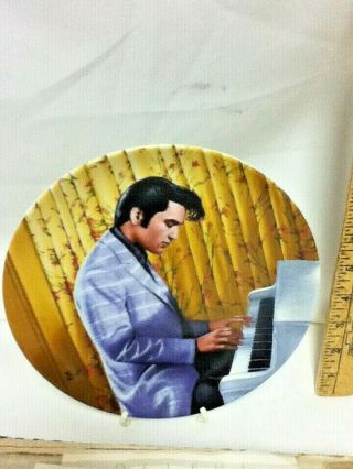 Elvis Presley His Hand In Mine Glass Collector Plate Looking At A Legend S58