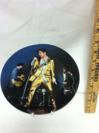 Elvis Presley The Memphis Flash Glass Collector Plate Looking At A Legend S59