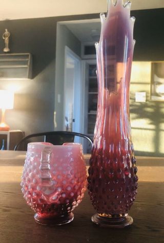 VINTAGE FENTON CRANBERRY & WHITE OPALESCENT HOBNAIL VASE W/ RUFFLED EDGE AND CRE 4