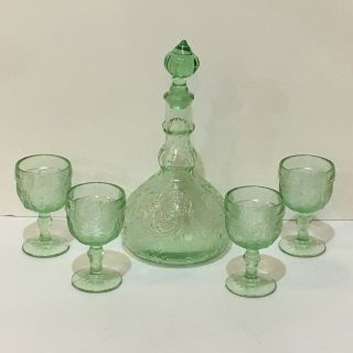 Vintage Tiara Indiana Glass Chantilly Green Sandwich Decanter Set