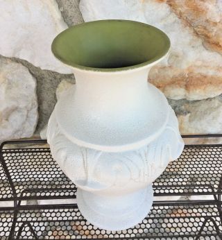 Gorgeous Vintage White And Green Haeger Pottery Textured Vase Art Deco Large