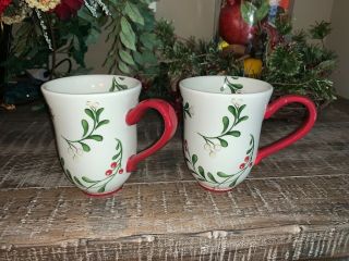 Better Homes And Garden Mistletoe Set Of 2 Ceramic Mugs Christmas Cups Htf Rare