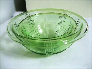 2 Hazel Atlas Green Depression Glass Mixing Bowls " Criss Cross " 6.  5 " & 8.  5 "
