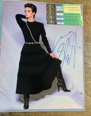 Signed Sheena Easton 1983 Tour Program - Has Pages Of Photos,  Tickets