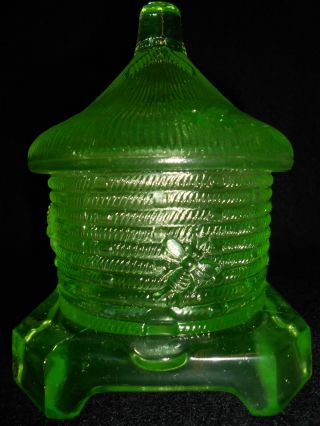 Neon Green Vaseline Glass Honey Pot Bee Hive Jar Canary Uranium Radioactive Art
