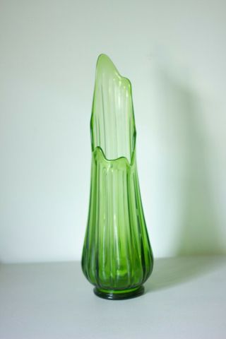 Mcm Vintage L.  E.  Smith Large 23 " Swung Vase Bright Green Simplicity Line Ribbed