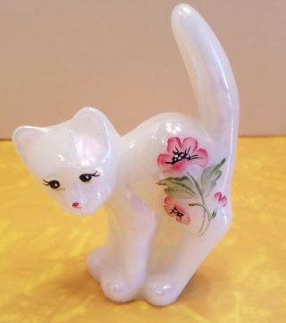 Fenton Signed Handpainted With Sticker White Opalescent Scaredy Cat