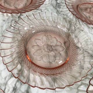 Set of 6 Pink Jeannette Depression Glass Floral Plates 9  Diameter 4