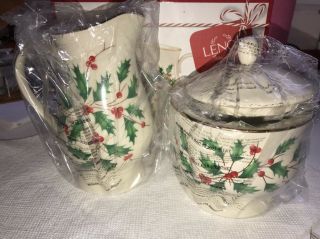 Lenox Holiday Creamer And Sugar Set Ivory W/holly & Berries