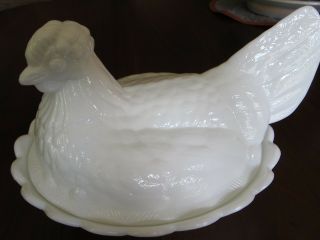 Fenton White Milk Glass Hen on Nest Covered Dish 7