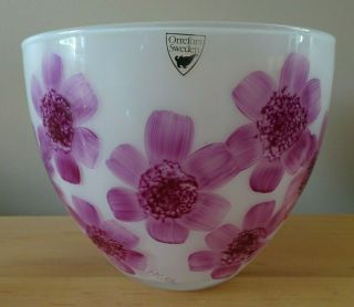 Orrefors Sweden Bowl W/ Flowers Hand Painted Signed Sticker 4.  5 " Tall