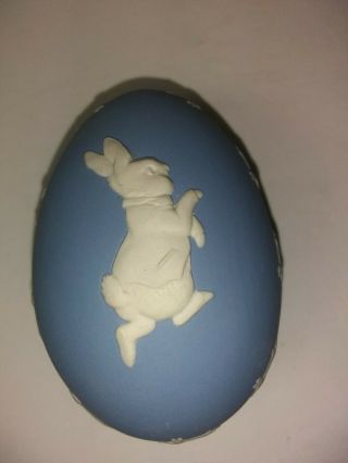 Wedgwood Jasperware Blue Peter Rabbit Bunny Egg Trinket Box Large Size