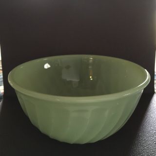 Fire King Jadeite Vintage Swirl Bowl Set Of 2