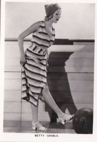 Betty Grable - Carreras Film Stars Pin - Up/cheesecake 1937 Cigarette Card