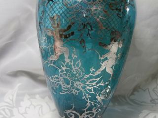 SET OF 2 VINTAGE BLUE VENETIAN GLASS VASES WITH SILVER OVERLAY CHERUBS & WATER 4