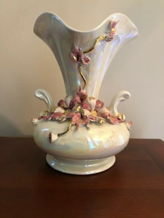 Vintage Rare Capodimonte Double Handle Pearl Glaze Vase Centerpiece Gold Trim 5