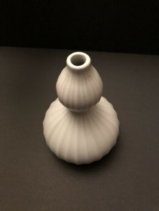 Jonathan Adler Pottery Bud Vase 5” Tall White Lantern 2