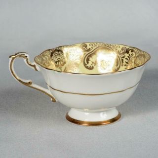 GORGEOUS PARAGON TEACUP & SAUCER - WHITE/YELLOW ORNATE GILDED DESIGNS ROSE CENTRE 4