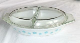 Vintage Pyrex 1.  5 QT White & Turquoise Snowflake Divided Casserole Dish & Lid 6