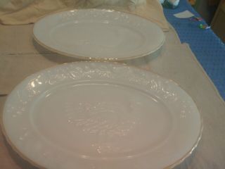 2 Anchor Hocking White Milk Glass Oval Turkey Serving Platter Plate Thanksgiving