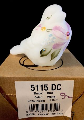 Fenton Art Glass Hand Painted Daisies Bird “dew Drop Series”