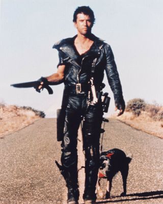 Mel Gibson Mad Max 2 8x10 Photo Leathers With Gun