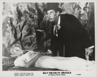 John Carradine 1966 Photo.  Billy The Kid Vs Dracula