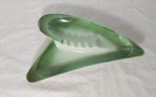 Vtg Mcm Royal Haeger Usa 135 Boomerang Atomic Ceramic Ashtray Green Footed Euc