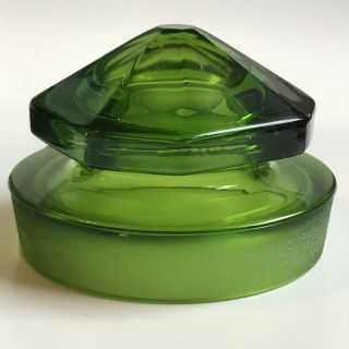 Lg 11” LE Smith VTG Canister Green Glass Candy Apothecary Jar Ground Lid Panel 2