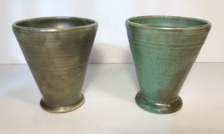 Set Of (2) Vintage Shearwater Pottery Cups In Antique Green Peter Anderson 1950s