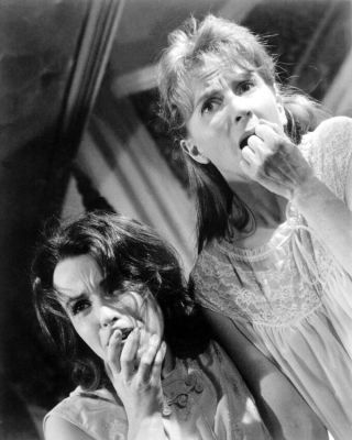 The Haunting Claire Bloom Julie Harris Looking Frightened 8x10 Photo