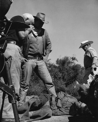 Johnny Crawford,  John Wayne,  Howard Hawks - El Dorado (1966) - 8 1/2 X 11