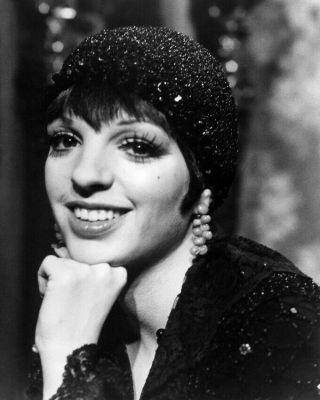 Cabaret Liza Minnelli 8x10 Photo