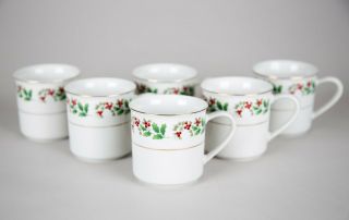 Gibson Designs Holiday Gold Cups / Mugs,  Set Of (6),  Christmas Holly Berries