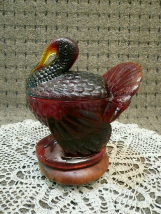 Vtg L.  E.  Smith Red Glass Covered Dish Turkey Figurine