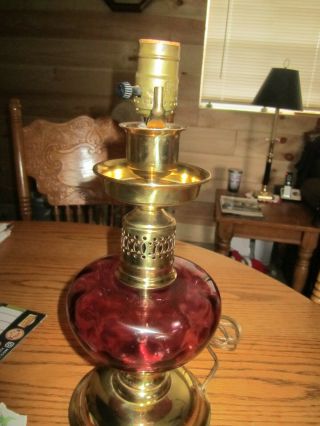1941 VINTAGE FENTON CRANBERRY OPTIC COIN GLASS AND BRASS LAMP BASE 17 inch 4