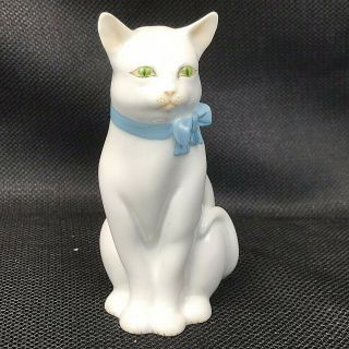 Herend Porcelain White Cat W/ Blue Bow Figurine 15319 Hand Painted Vintage