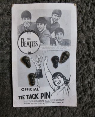The Beatles " Offical Tie Tack Pin " 1964 Set With Backing Card