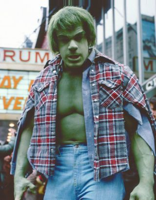 Lou Ferrigno The Incredible Hulk 8x10 Color Photo Rare