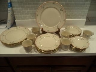 Lenox Rose Manor 5 Piece Place Setting Old Stock