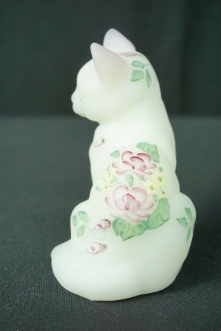 Fenton Art Glass Cat White Satin with Pink Flowers Hand Painted by J.  Powell 5