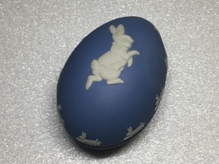 Wedgwood Jasperware Blue Peter Rabbit Bunny Egg Trinket Box