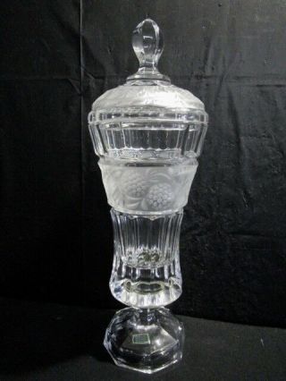 Beyer Bleikristall Large Crystal Candy Dish With Lid - Grape Pattern