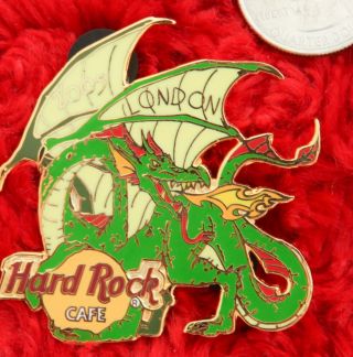 Hard Rock Cafe Pin London St.  George Day Dragon Guitar Crest Green Xl Hat Lapel