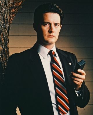 Kyle Maclachlan Twin Peaks 8x10 Color Portrait Pose